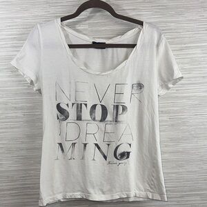 MNG JEANS White Graphic Tee with Motivational Print - never stop dreaming